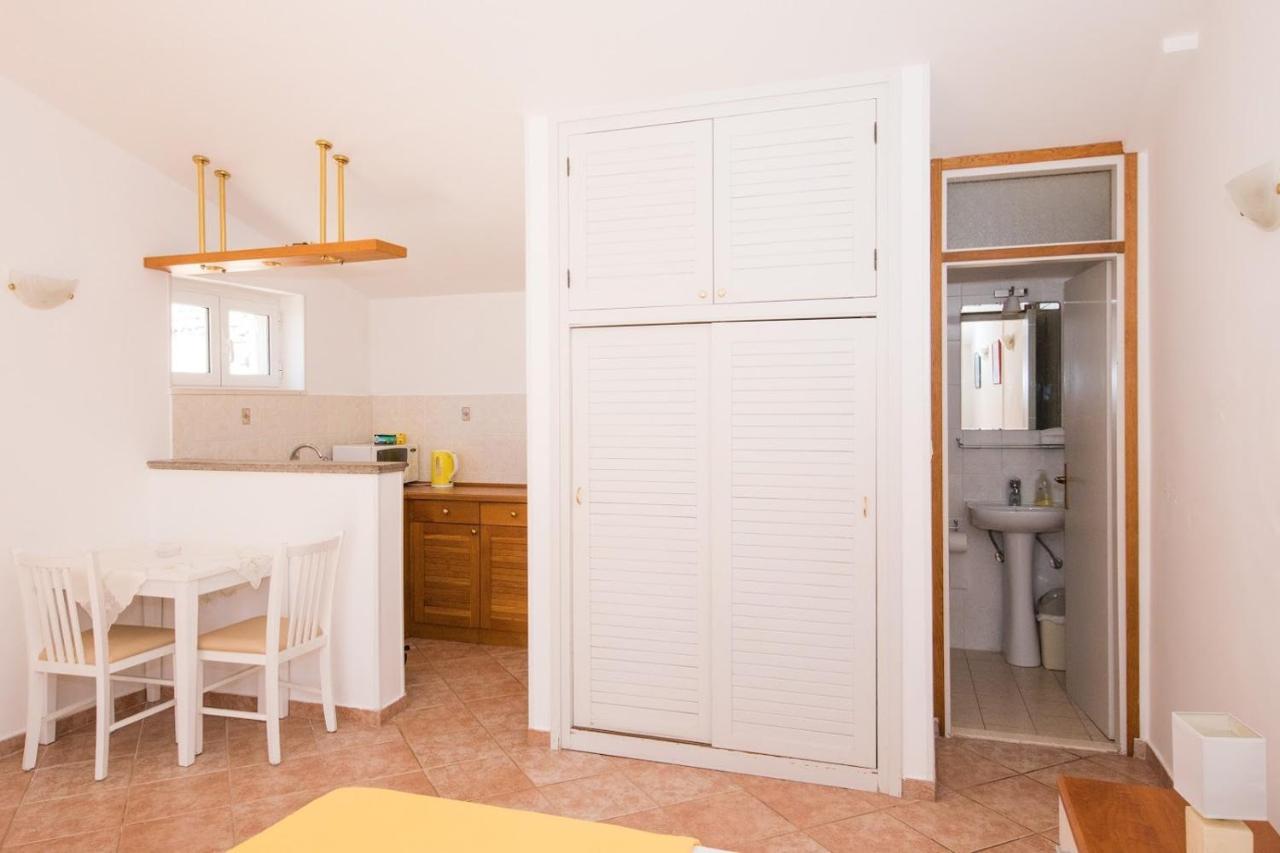 Lacroma Apartments Dubrovnik Buitenkant foto
