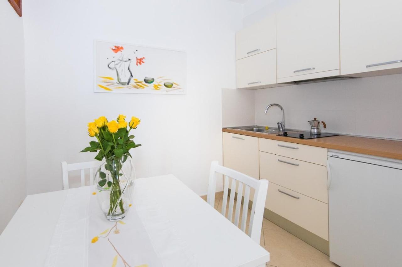 Lacroma Apartments Dubrovnik Buitenkant foto